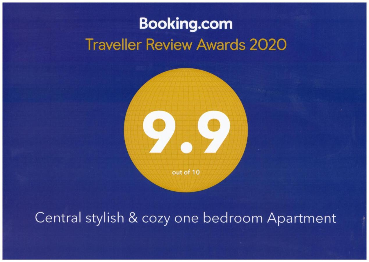 Central Stylish & Cozy One Bedroom Apartment - Adela Accommodation - Ideal For Long Stays Бухарест Екстер'єр фото